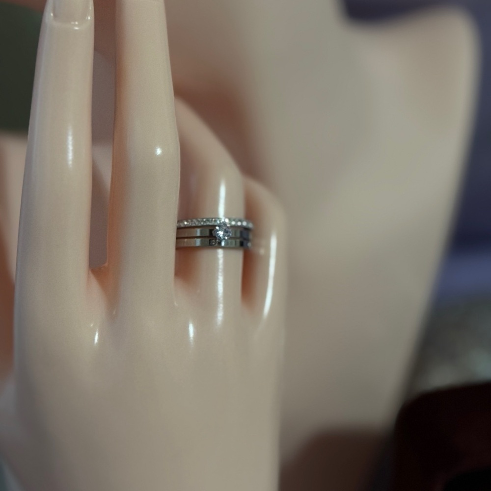 Silver Rings with Crystals - Picture 6 of 6